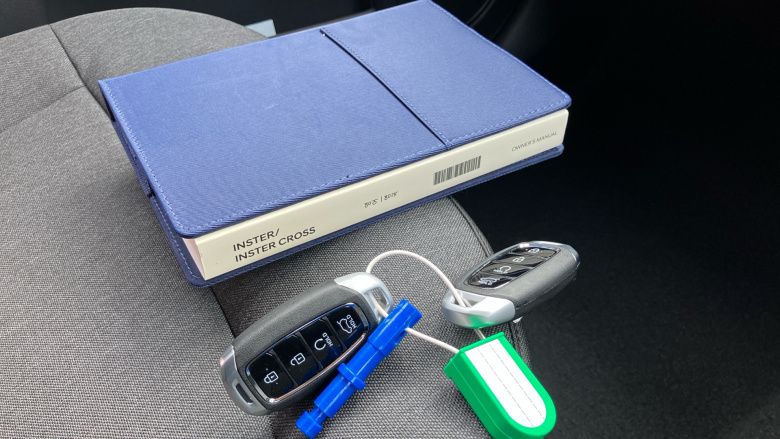 Hyundai INSTER 85kW 02 49kWh 5dr Auto Electric Hatchback